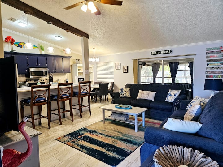 Paradise Villa - Bradenton, FL