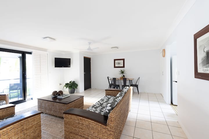 Somerset Retreat-central Byron|2br + Sunny Balcony - Byron Bay