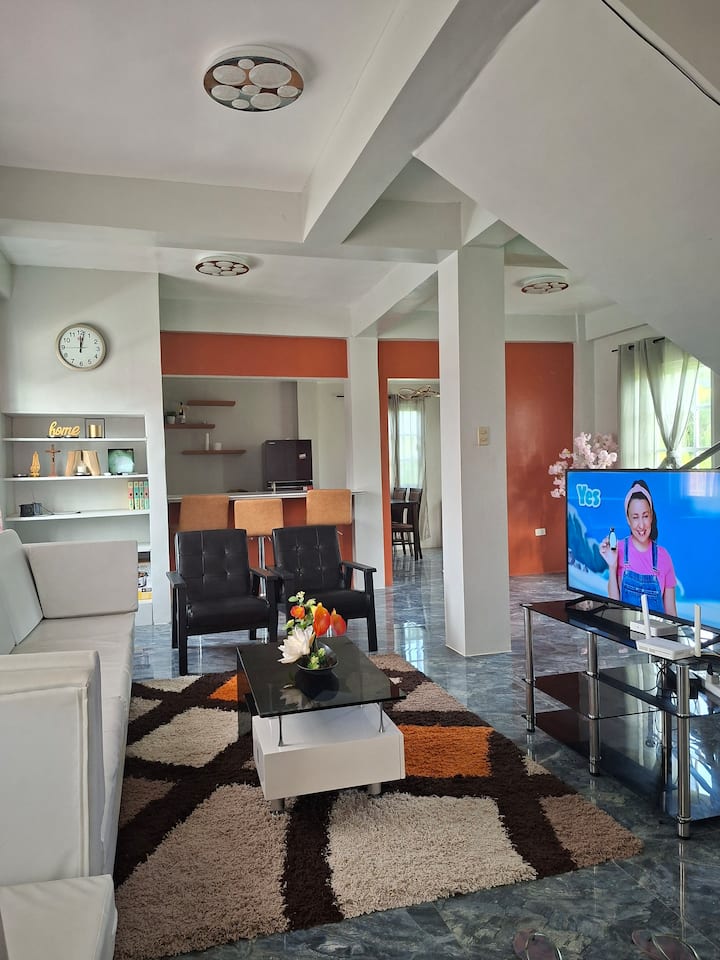 Casa Valencia Kalibo
4br W/ Private Pool & Jacuzzi - Kalibo