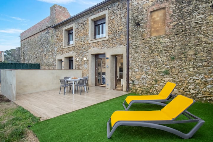 Pals B: Gran Jardín, Golf Y Diversión Familiar - Sa Riera
