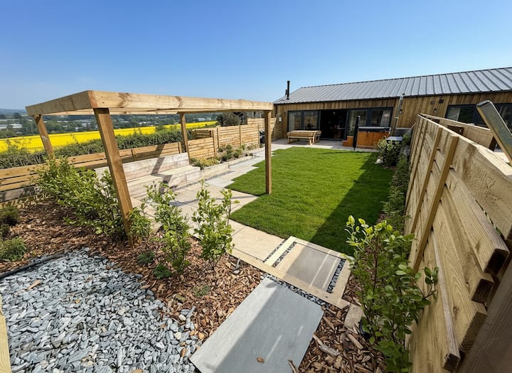 Luxury Dartmoor Barn Hot Tub & Sauna Dog Friendly - Ivybridge