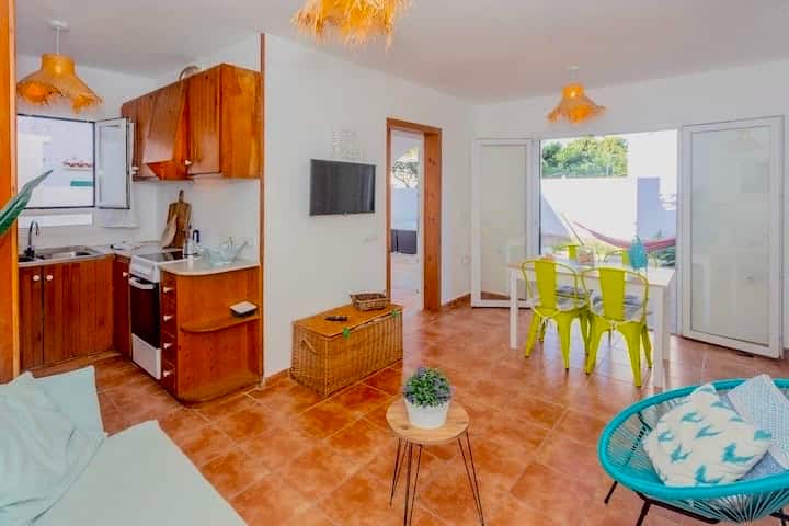 Apartamento Junto A La Playa
Chill Out Privado/bbq - Ciudadela