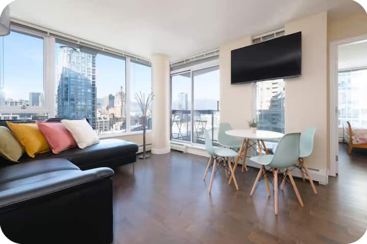 1 Heart Downtown Condo - Vancouver