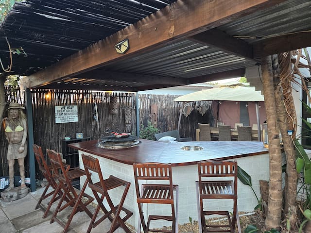 3 Bedroom entertainers hideaway Blaauwberg Area