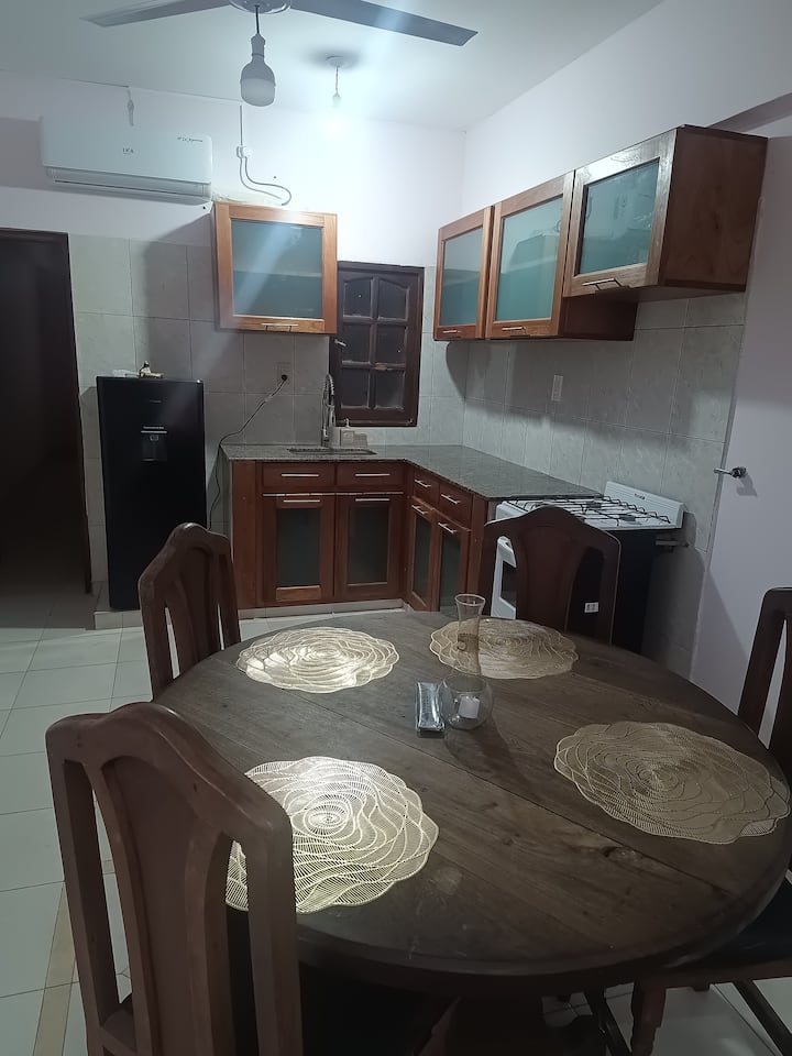 Edificio, Ambiente Familiar. Minino 3 Días. - San Pedro de Jujuy