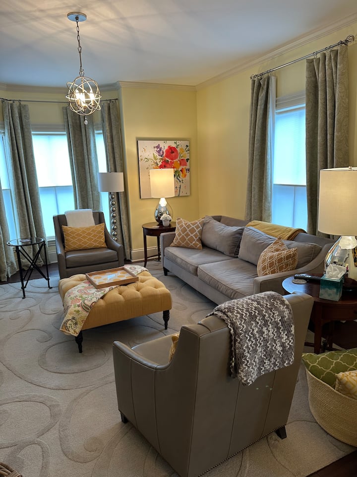 Beautiful Historic Home W/view Of Kennebec River - Bath, ME
