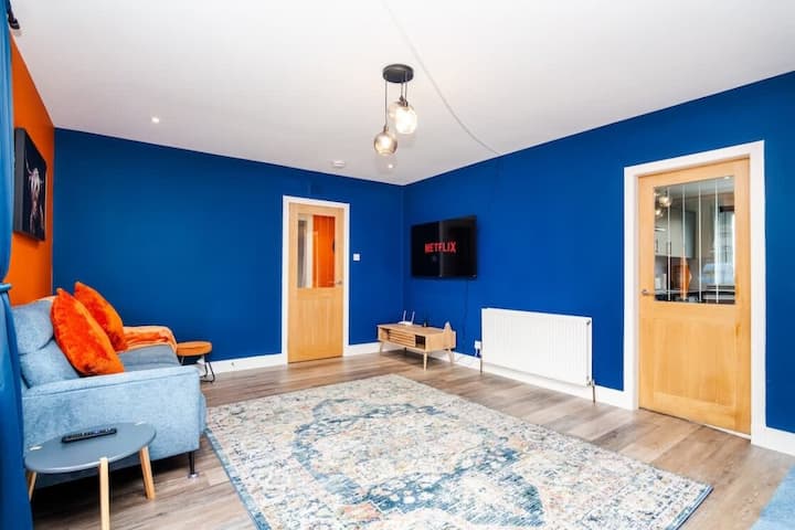 Nr Aberdeen Airport | 3br Apt |Free Parking |Wi-fi - Aberdeen