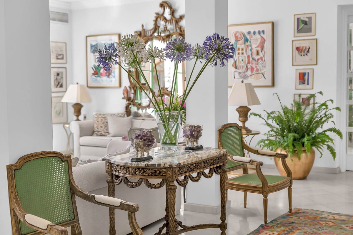 Private Estate near the sea-El Paraiso 2