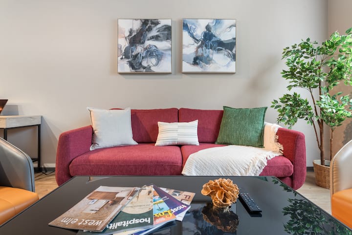 Stylish Irvine Gateway - Central & Prime Location - Carousel, Santa Ana