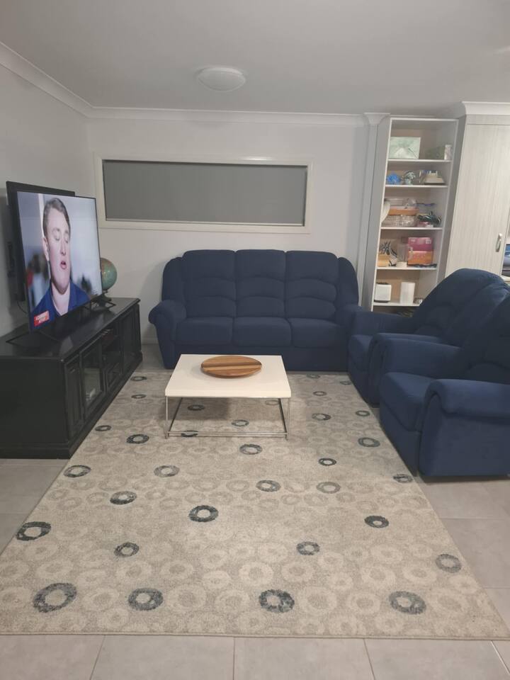Granny Flat On 2 Acres - Forster