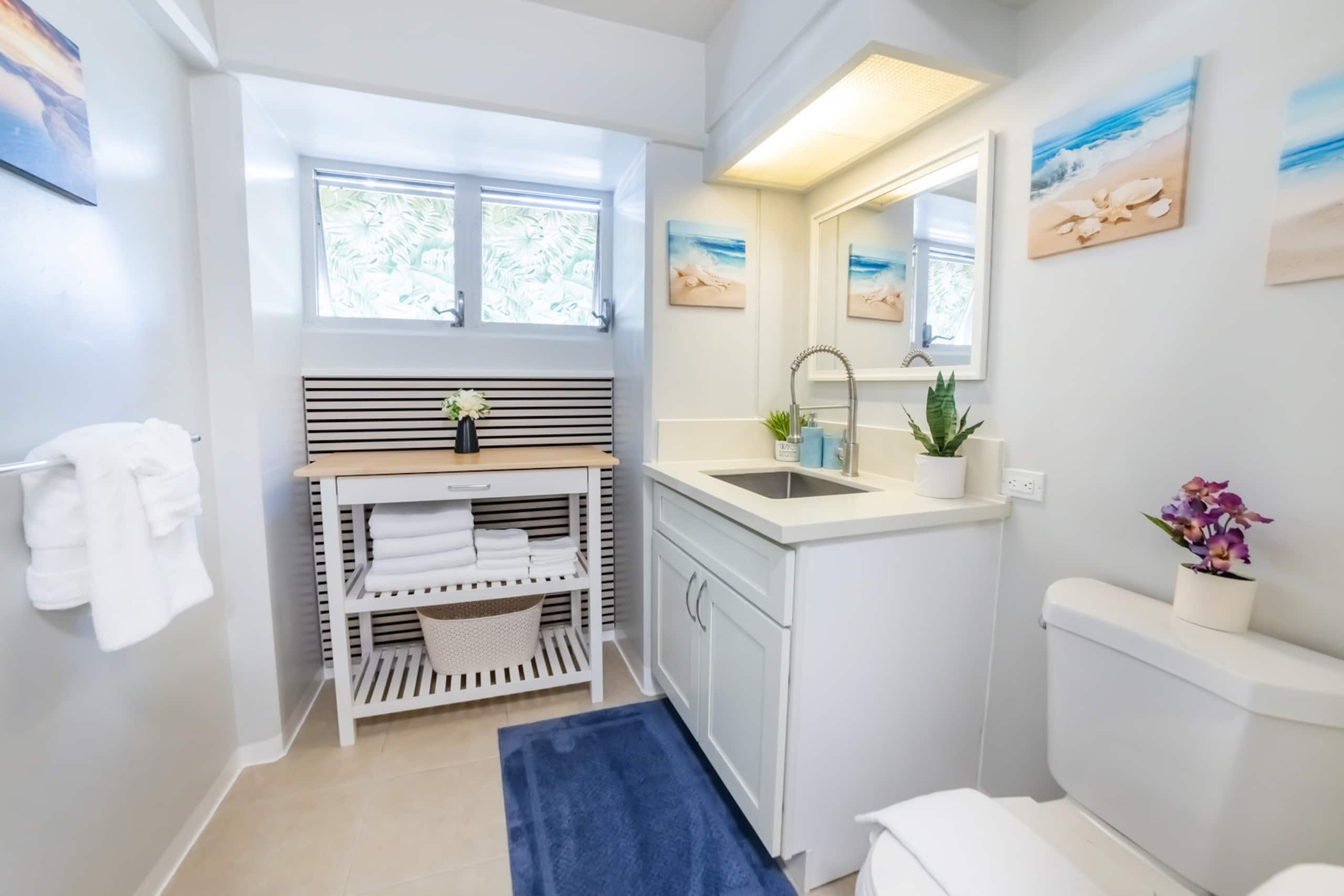 FREE parking! Waikiki beachside 2 bed 2 bath condo - Image 44