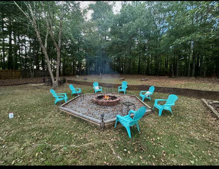 Travel Nurses Welcome Room For Rent - Carrollton, GA