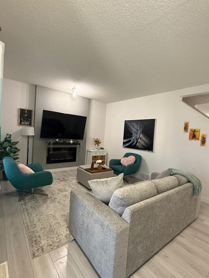 A&a Retreat/fam-friendly 3br Spacious Haven/ Leduc - Leduc