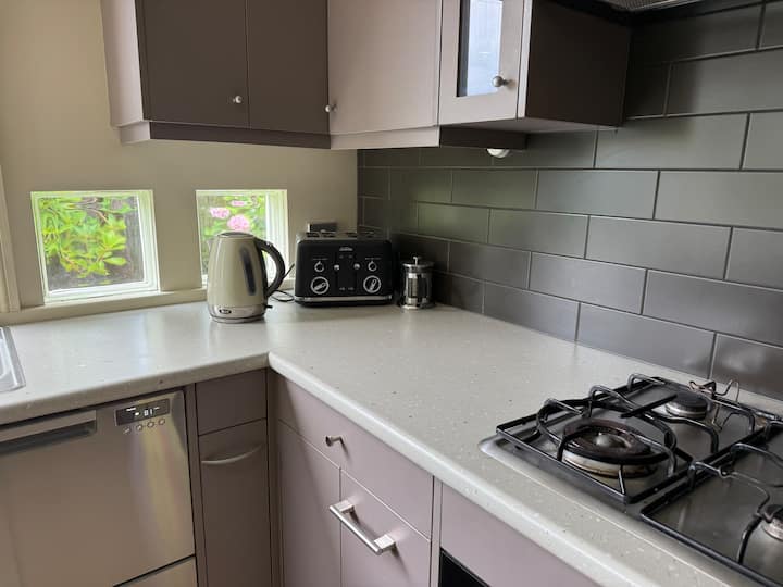 Courtyard Access In A Gorgeous Central Location - Queenstown