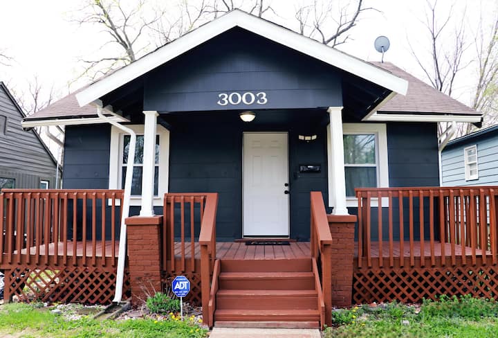 Cozy 2br Home, 1 Bath, Perfect Stay In Kc Area. - Kansas City, MO