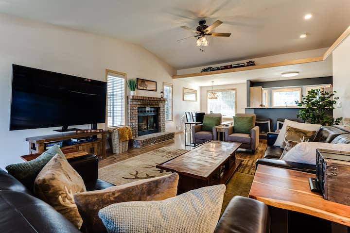 Springfield Retreat W/hot Tub Near Sports Center - Lowell, OR