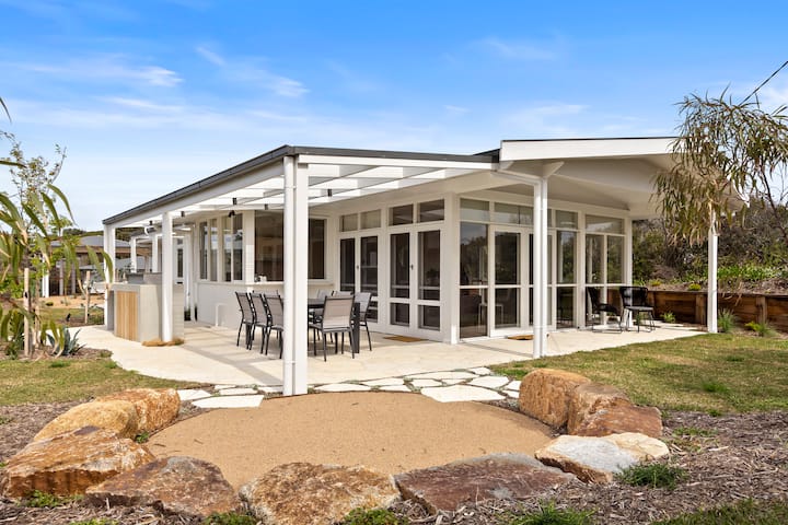 The Edge Mid Century Retreat - Sorrento