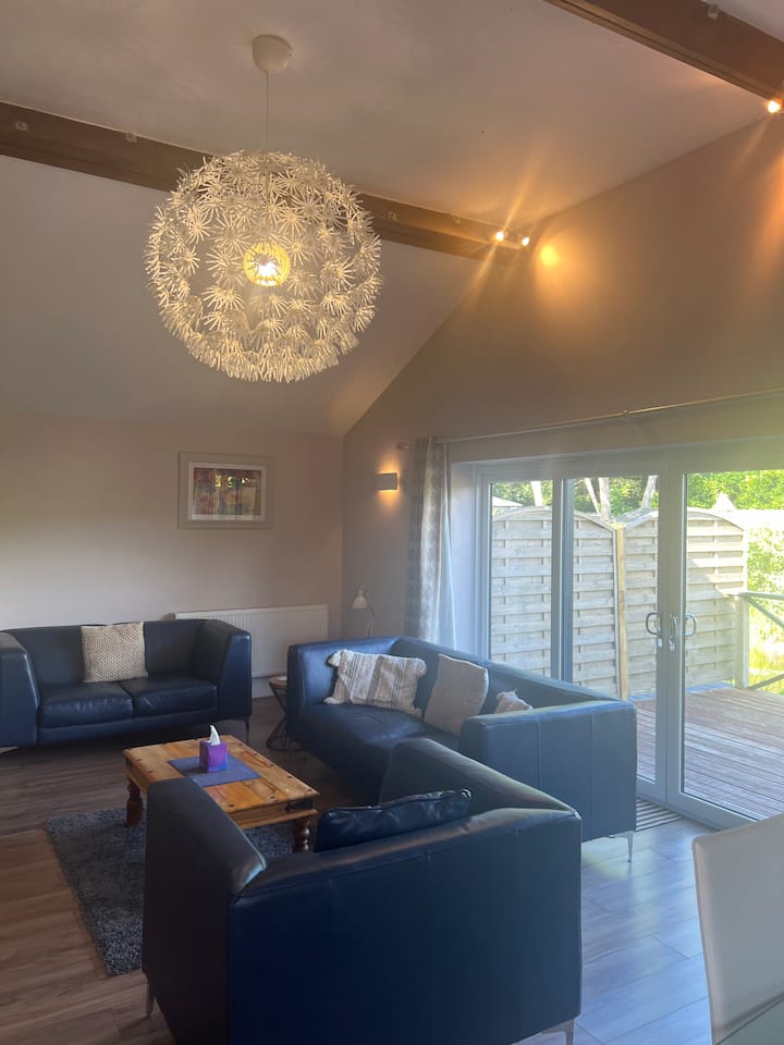 The Riverside Apartment - Cheddar