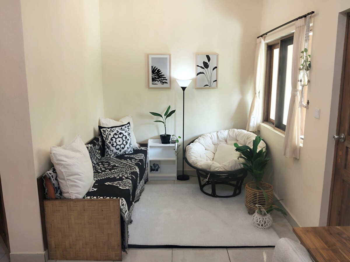 Rental unit in Ubud · 1 bedroom · 1 bed · 1 private bath, сопоставимый объект Airbnb