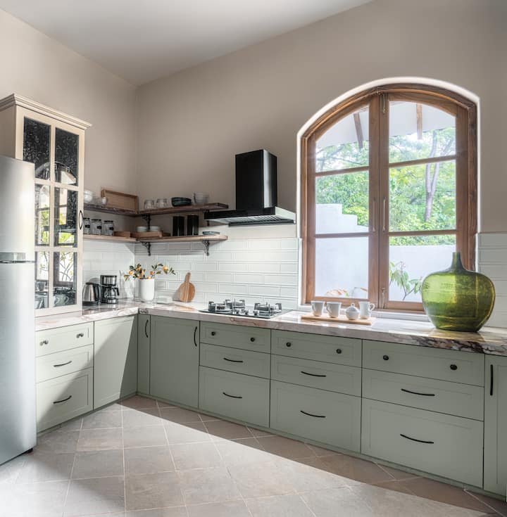 Kitchenette 1 image 1
