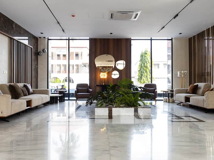 Elegant Studio In Dzorwulu - Accra