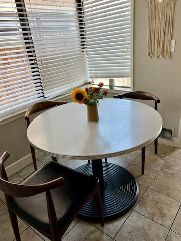 Family sized 4BR, 3 Bath. gallery image 4