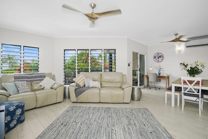 Seaside Retreat- 3 Bedrooms Nightcliff Foreshore - Darwin