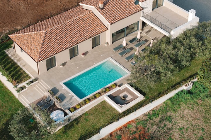 Modern Villa Noor near Poreč - by Istrabook