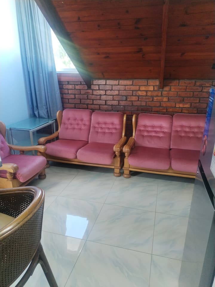 Queens Terrace Unit 3 "Sleep 6" - Amanzimtoti