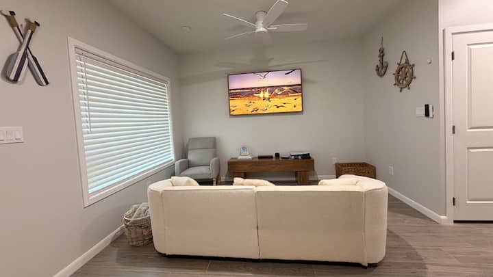 New Modern Home 3br/3ba | Pool | Near Spi, Tx - Port Isabel, TX