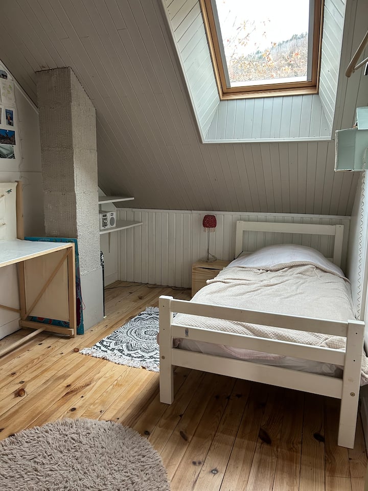 საძინებელი 6