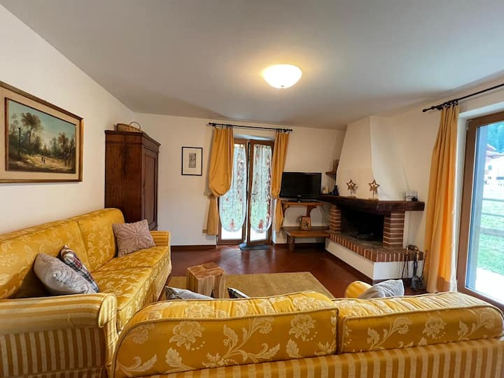 Appartamento Piano Terra Con Uso Giardino - Peio