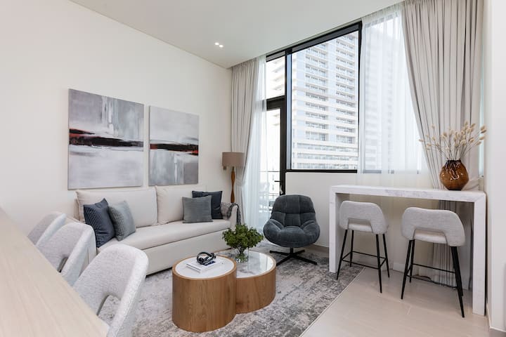 Unique 1br At Binghatti Royale Jvc - Dubai