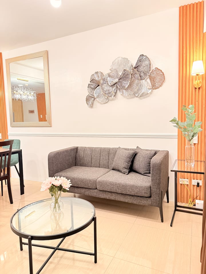 Casa Royalé 2br & 2bath @ Shore Near Moa & Airport - Manila