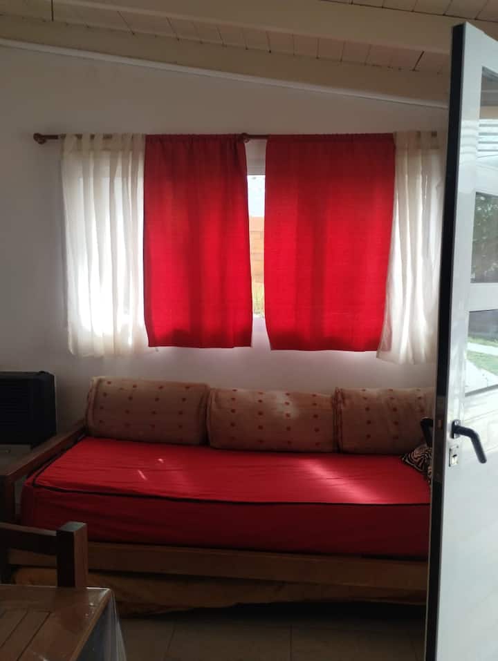 Casa De Tres Ambientes En Villa Gesell - Villa Gesell