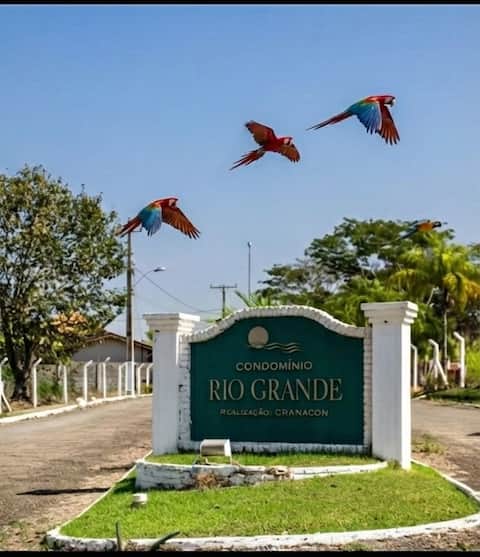 Top performing Airbnb: Rancho Família São Pedro, tranquility guaranteed. in Uberaba