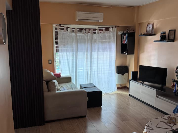 Two-room apartment with patio in Flores