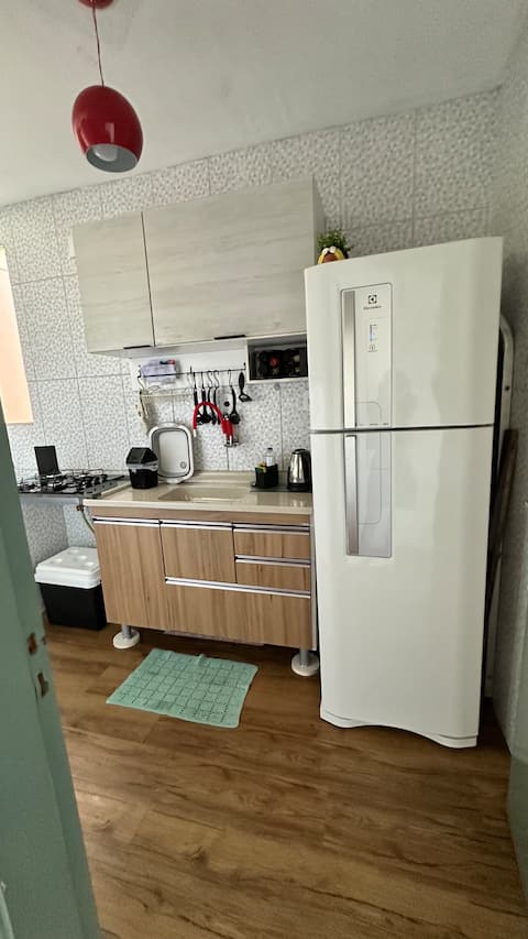 Top Airbnb: Simple Apartment with 2 Double Beds, 2 km from the Beach in Mongaguá
