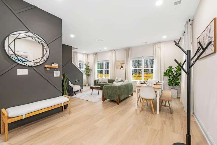 The Maggie | Brand-new Modern Home W/ Game Room + - Charlotte, NC
