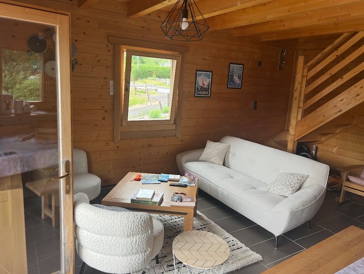 Chalet Chaleureux Avec Poêle à Granules - Super-Besse