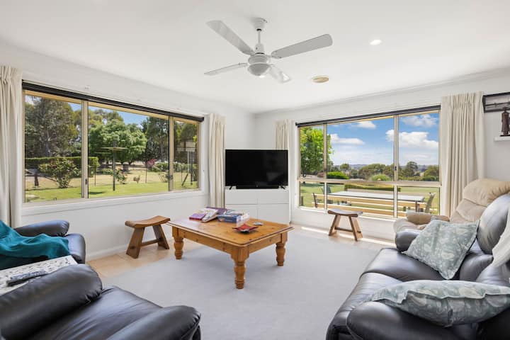 Ironbark Yass – Your Country Charm Retreat Awaits - Yass