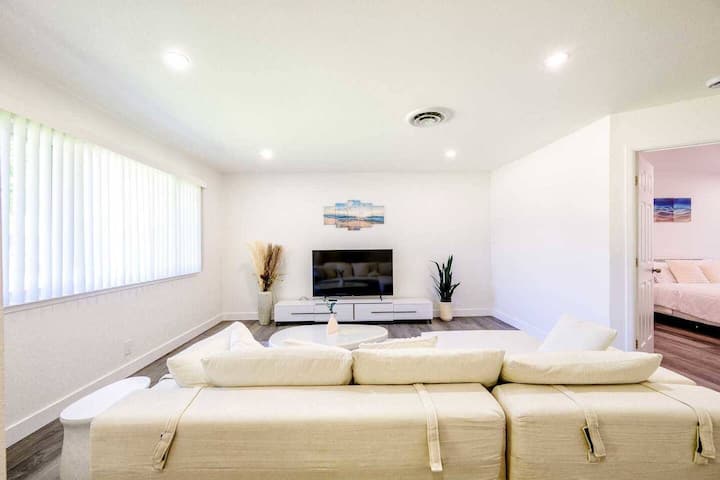 Private Pool｜stylish 4br Gem S#42354 - Elk Grove