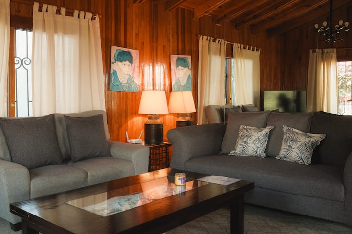 Unique Beautiful And Cozy Wooden House - Cuernavaca