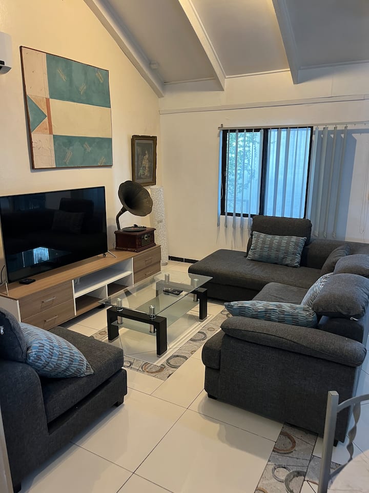 Oceania Apartments #4 Three-bedroom With Balcony - Nadi