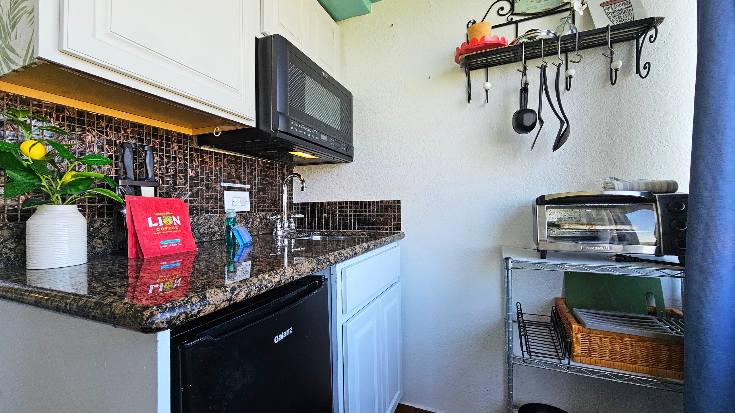 HM 2513 | 25ᵗʰFL Remodeled Waikiki island getaway - Image 9