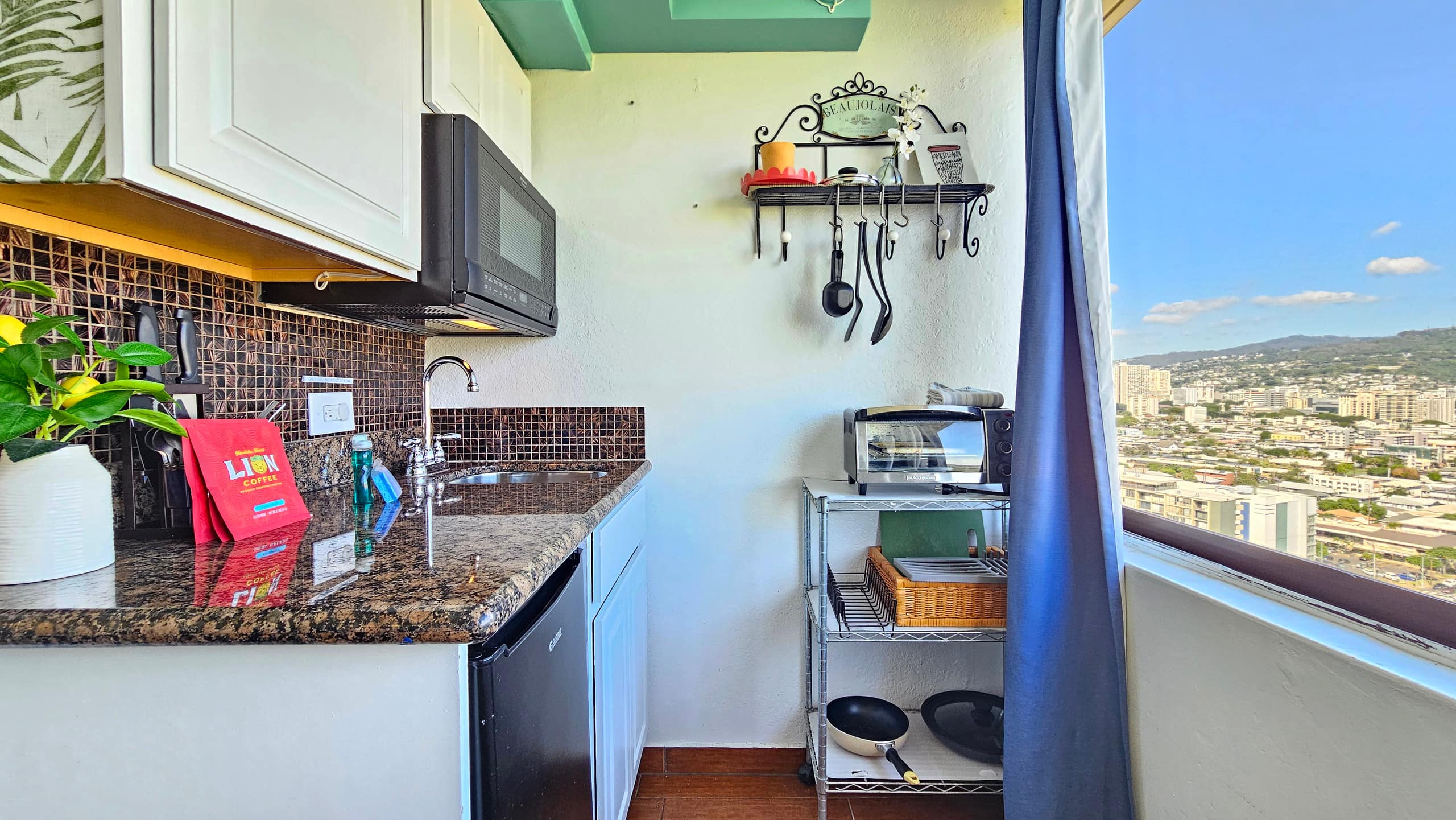 HM 2513 | 25ᵗʰFL Remodeled Waikiki island getaway - Image 7