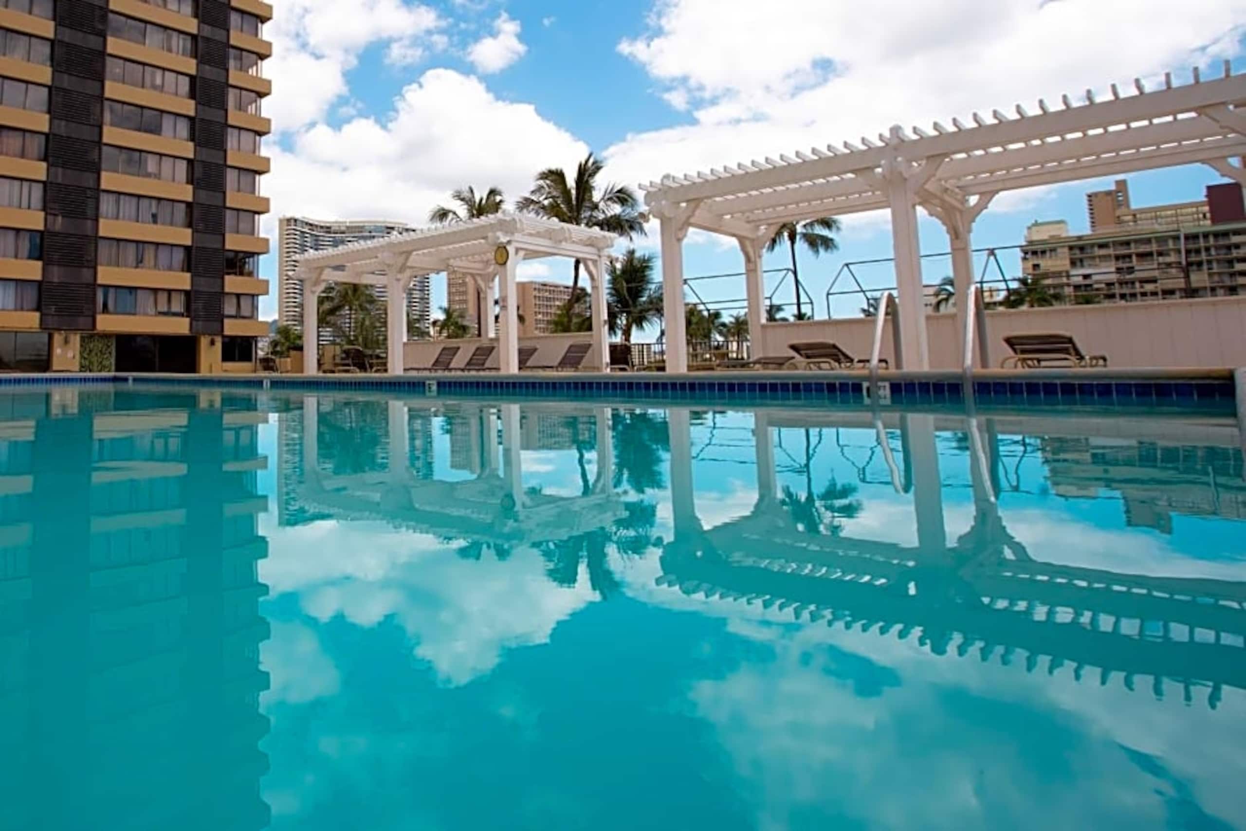 HM 2513 | 25ᵗʰFL Remodeled Waikiki island getaway - Image 24