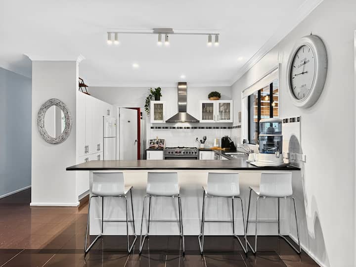 Family Resort Comfort & Tranquility - Inverloch