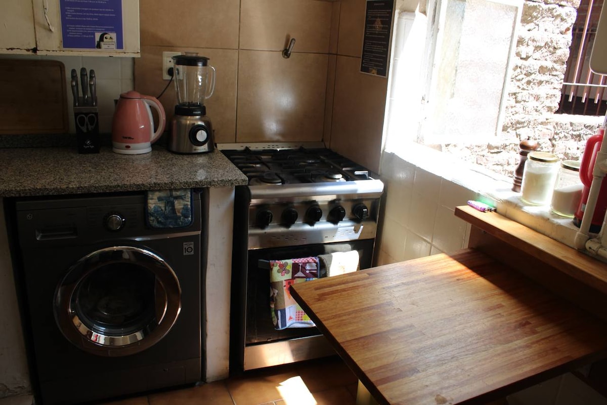 Habitación en hostal con terraza en Balvanera