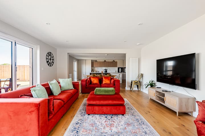 The Nest - Sleeps 11 & Pets - Ross-on-Wye